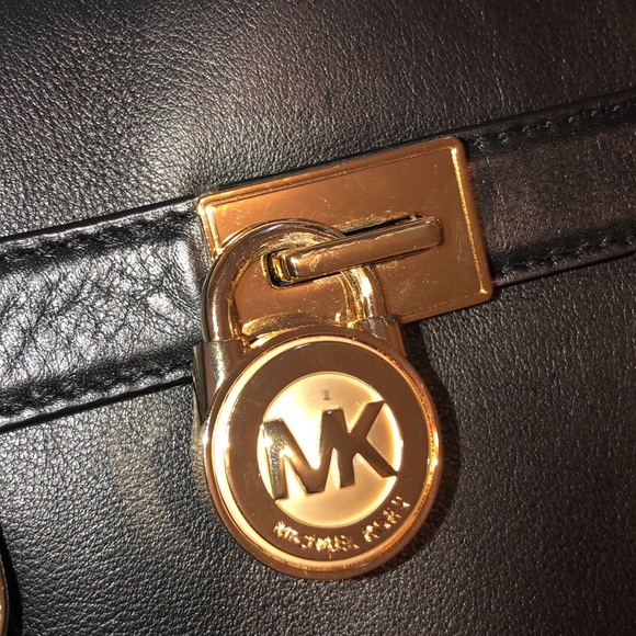 Michael Kors Purse - Picture 4 of 4